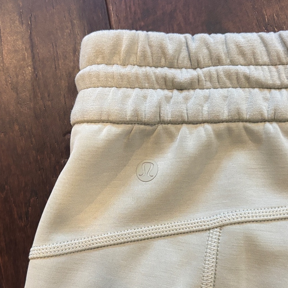 lululemon athletica Light Green Track Pants - Picture 3 of 4